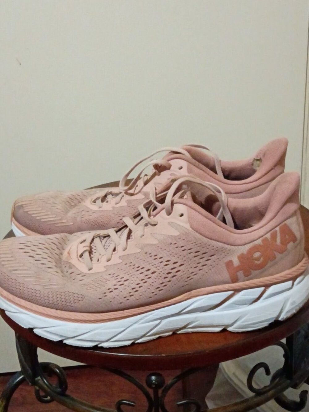 Hoka One One Clifton 7 Women's Sneakers Women's Size 11B 1110509 Pale Mauve - Picture 9 of 15